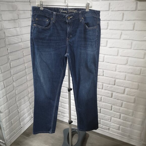 Tommy Hilfiger Ladies Size 14 Medium Wash Straight Leg Blue Jeans - Picture 1 of 15
